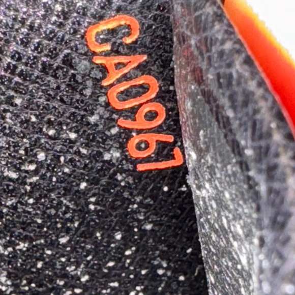 Authentic Louis Vuitton Black Epi Leather Agenda - Picture 14 of 14